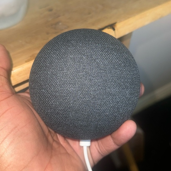 Google Nest Mini 2nd Generation Smart Speaker with Google Assistant - Charcoal - Picture 1 of 3